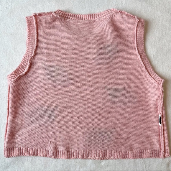 Vintage Pink Strawberry Knit Cropped Sweater Vest, size Small - Picture 13 of 16
